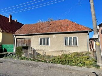 Rodinný dom v obci Beckovská Vieska, 1491m2 pozemok