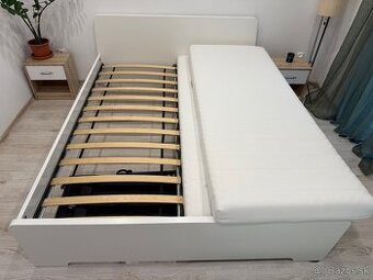 Manželská posteľ 160x200