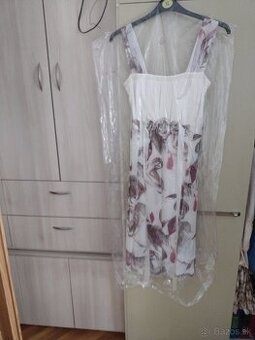 Predám dobrom stave šaty veľkosť 42