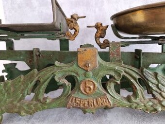 Starožitná figurální litinová váha Draci J.Sperling 5 Kg