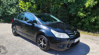 Citroën C4 1.4i, 65 kW – hatchback s klímou a tempomatom