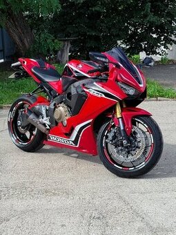 Honda CBR1000RR Anniversary