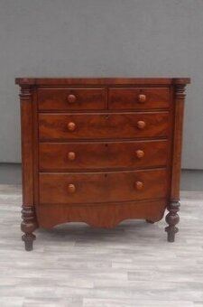 Komoda vysoká – “ ANTIK „.