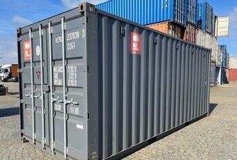 Kúpim lodný kontajner