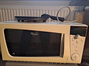 Mikrovlnná rúra Whirlpool so zapekacou funkciou
