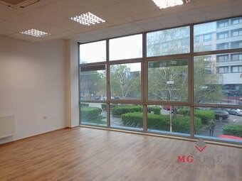 Priestory s plochami 90 m² v centre Trnavy vhodné na na kan