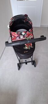 Cybex Mios Spring Blossom dark