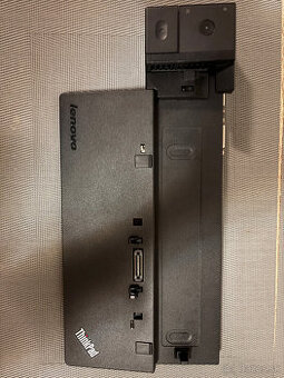 Lenovo ThinkPad Ultra Dock (Type 40A2) + adapter