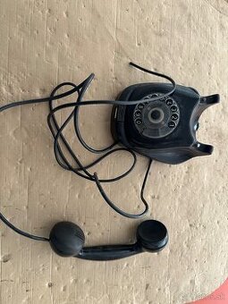 Vytáčací telefon