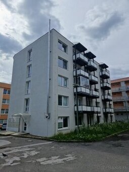 Menší jednoizbový byt na Partizánskej ulici v Banskej Bystri