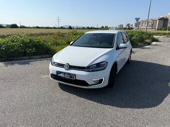 Prenájom vozidla Volkswagen Golf E