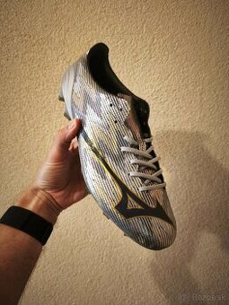 Mizuno Alpha II Made in Japan Platinum Silver