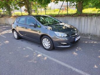 Opel Astra 1.4 Turbo benzín, 88kW