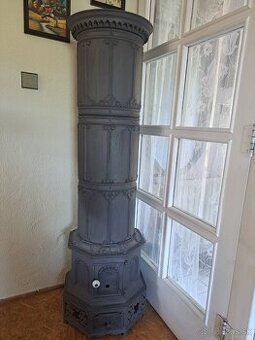 Starožitné liatinové kachle