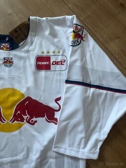 Red Bull dres