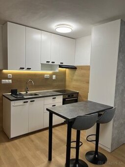 Prenájom 32m2 bytu s veľkou terasou - Kramáre