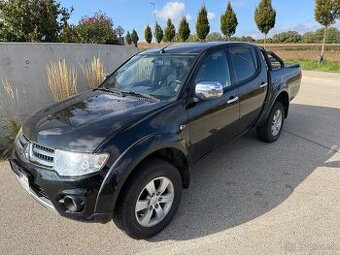 MITSUBISHI L200 2016 2.5D 4X4 SUPERSELECT + RD LOCK UZÁVIERK