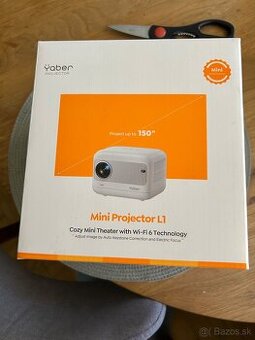 Nový Projektor Yaber L1  biely