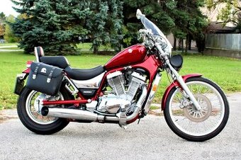 Suzuki Intruder 800