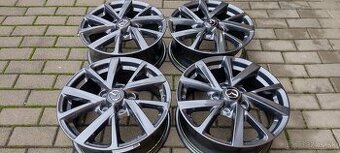 Alu Disky Mazda 6,5Jx16H2 5x114,3 ET45 
