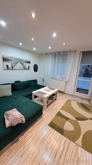 CBF- ponúkame priestranný byt vo výbornej lokalite