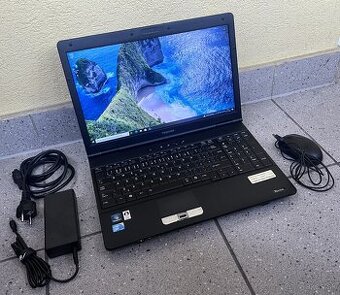 Toshiba Tecra / Intel i5 / 4GB RAM / 128GB SSD / 15.6"