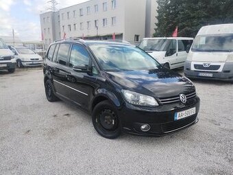 Volkswagen Touran 2.0 TDI Highline - 1