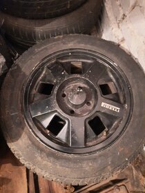 Fiat 128 napisy, disky Pirelli karosarske  diely Fiat 126 Ma