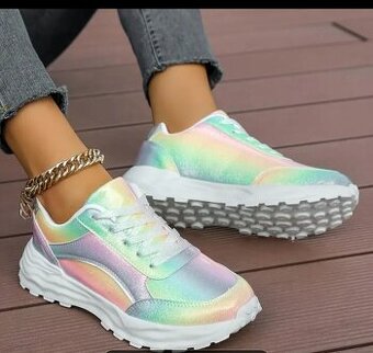 Metalické tenisky č.38,5-NOVÉ