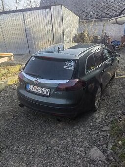 predám opel insignia