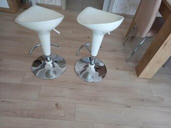 Barové stoličky 2ks