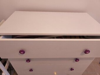 Predam kvalitnú na mieru vyrábanú komodu