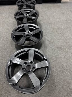 Elektrony,   Bmw  r18 5x120