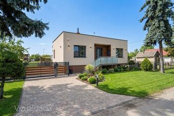 Na predaj rodinný dom s investičným potenciálom v Šuranoch