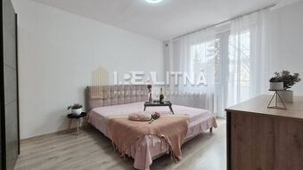 KOMPLETNE PREROBENÝ 2-IZBOVÝ BYT, BANSKÁ ŠTIAVNICA – KRIŽOVA
