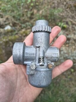 Nepoužitý karburátor mf 70
