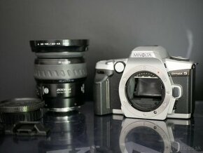 Minolta Dynax 5 + Minolta AF 28-105 xi - 1