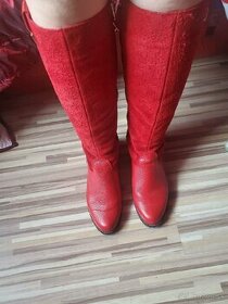 Zimné červené čižmy