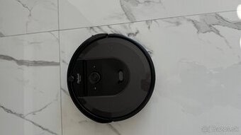 Irobot roomba i7 so stanicou