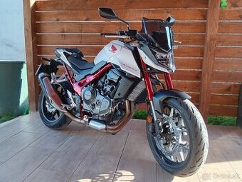HORNET 750 2023
