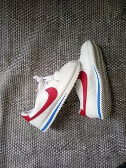 Nike dámske