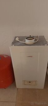 Kotol Protherm KKO LEV s kondenzom a materialom po demonte