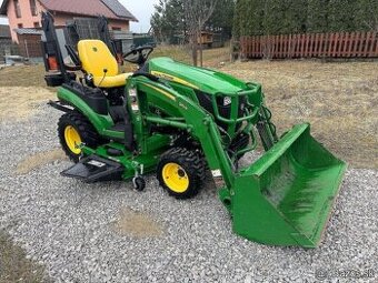John Deere 1025r