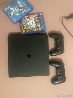 Playstation 4 slim