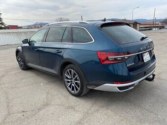 Škoda Superb scout