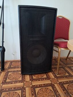 Predám aktívne bedne-2x600w-drevo