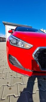 HYUNDAI i30 1.6 CRDI 85kw