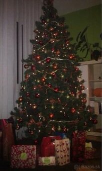 Predám umelý vianočný stromček