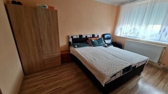 Krásny 3 izbový byt o rozlohe 72 m2 v obci Šarovce