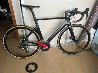 Predám Canyon Aeroad CF SL 8 Disc
